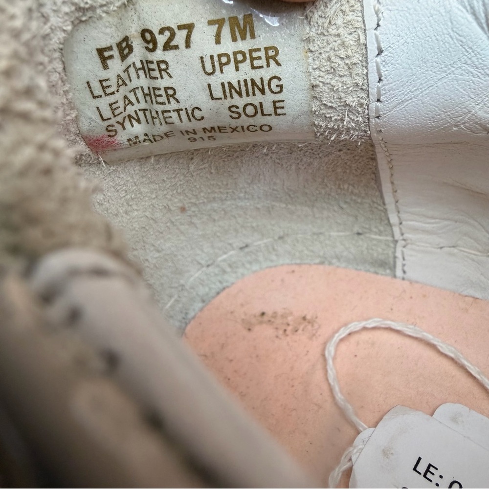 Freebird by Steven Madden Women's 7 Metallic Rose Gold Star Lace-Up Sneakers - Picture 8 of 9